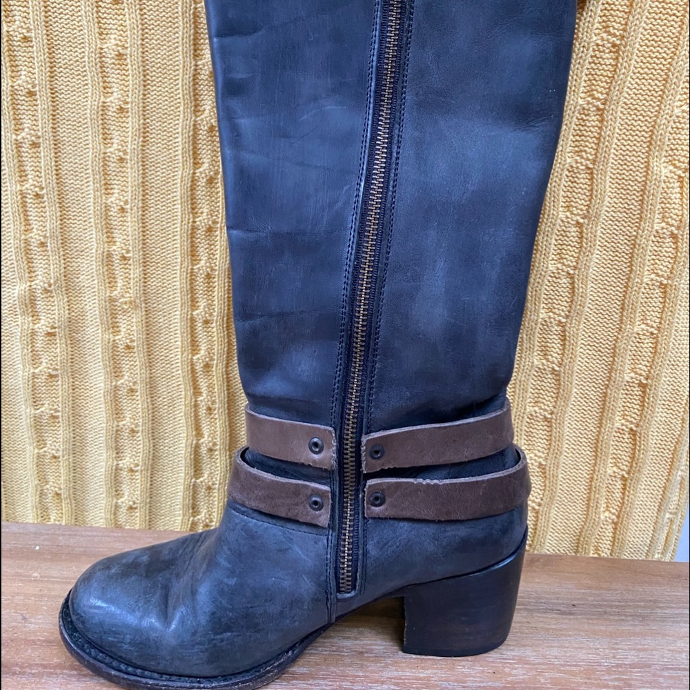 Freebird Distressed leather boots